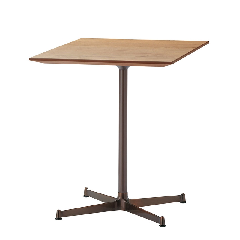SQUARE TABLE