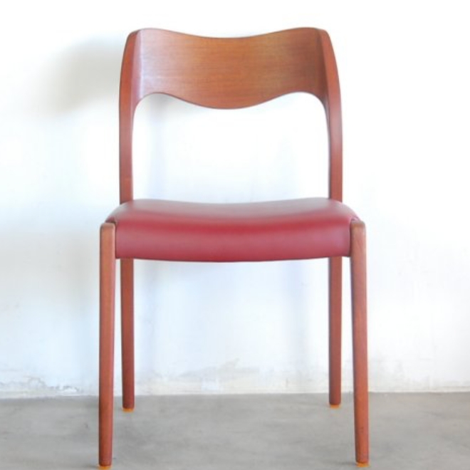 Model Nr71 chair