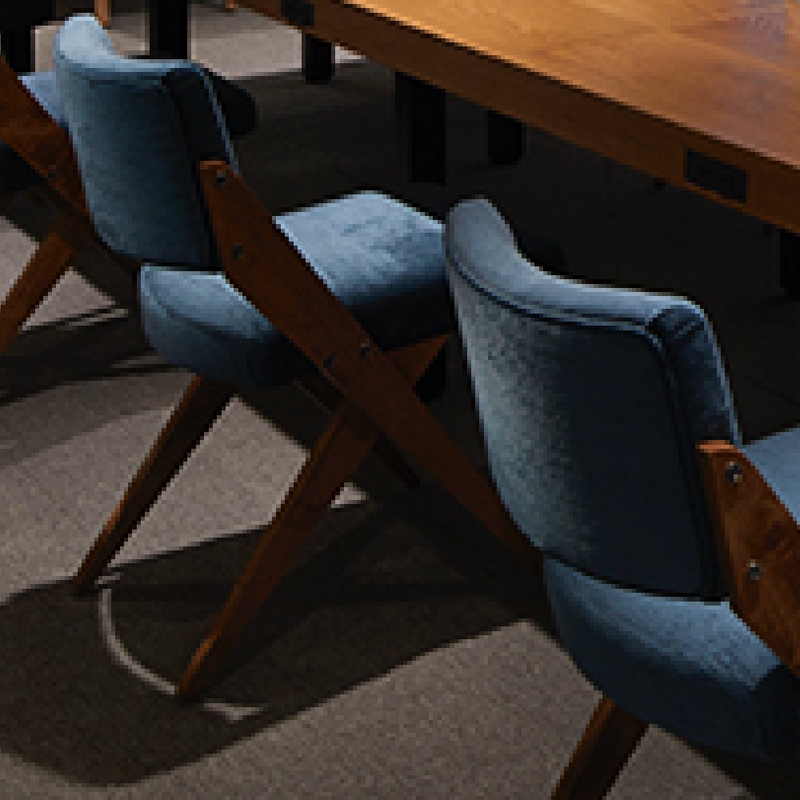 SPY CHAIR