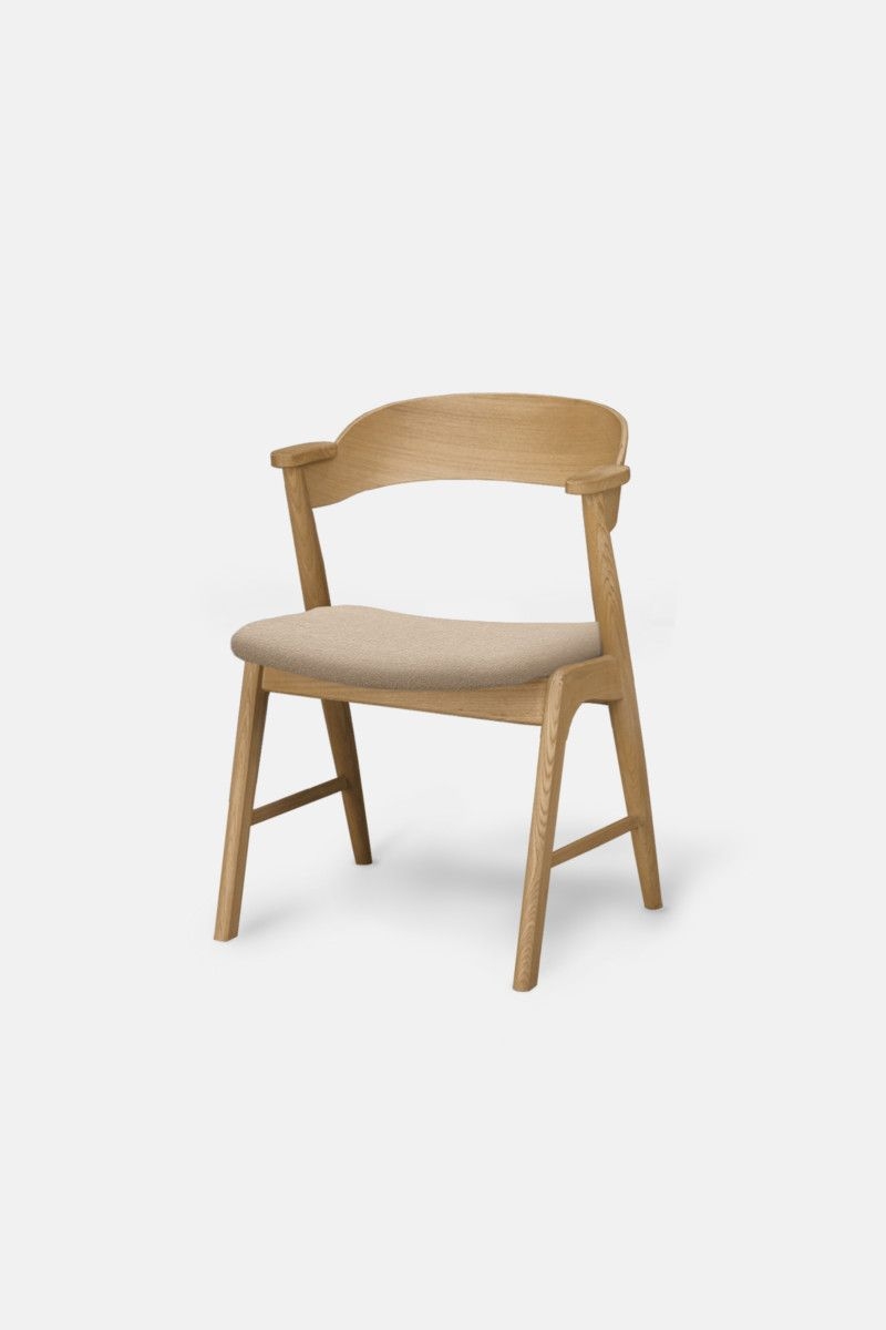 READY-MADE / LAME CHAIR MEDIUM