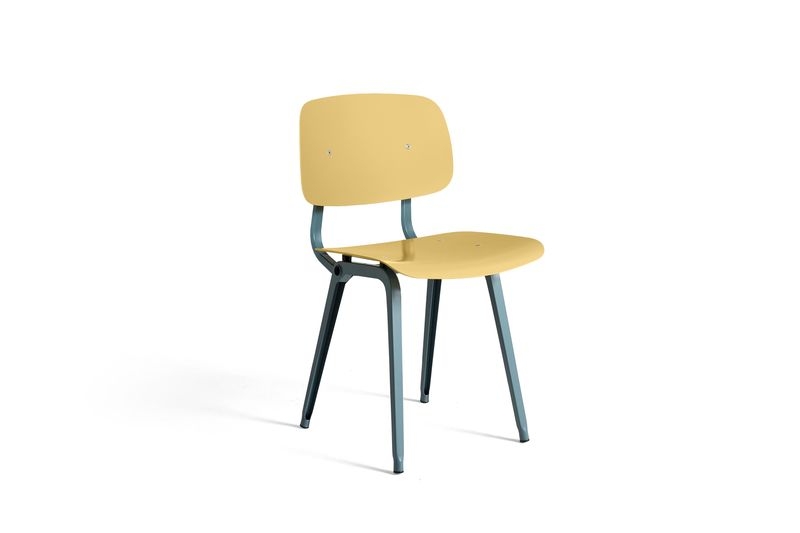 REVOLT CHAIR