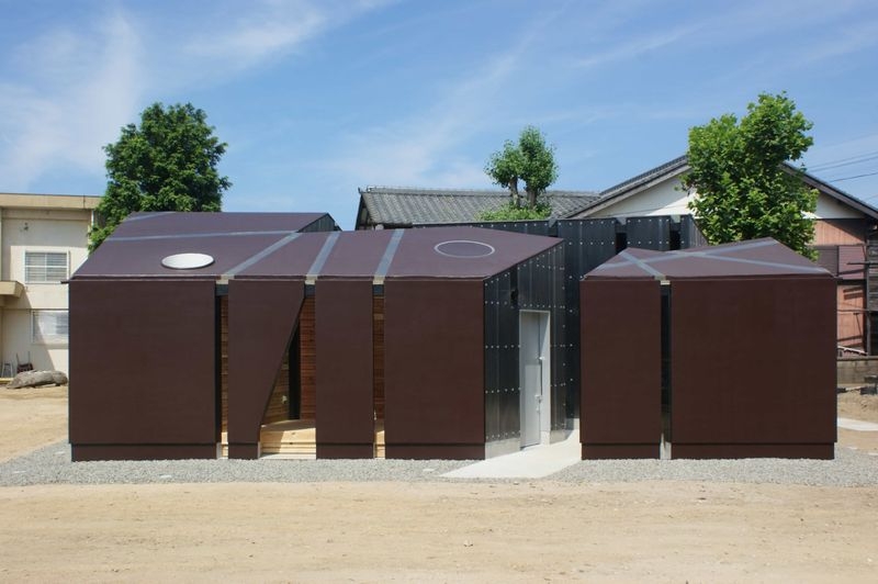 トイレの家	