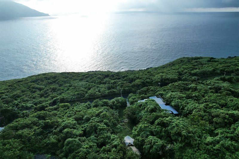 Island and office_八丈島