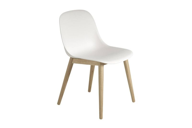 FIBER SIDE CHAIR / WOOD BASE