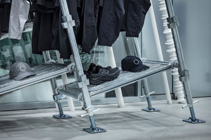 Uni-ssentials by TOKYO DESIGN STUDIO New Balance SS23 @DOVER STREET MARKET GINZA