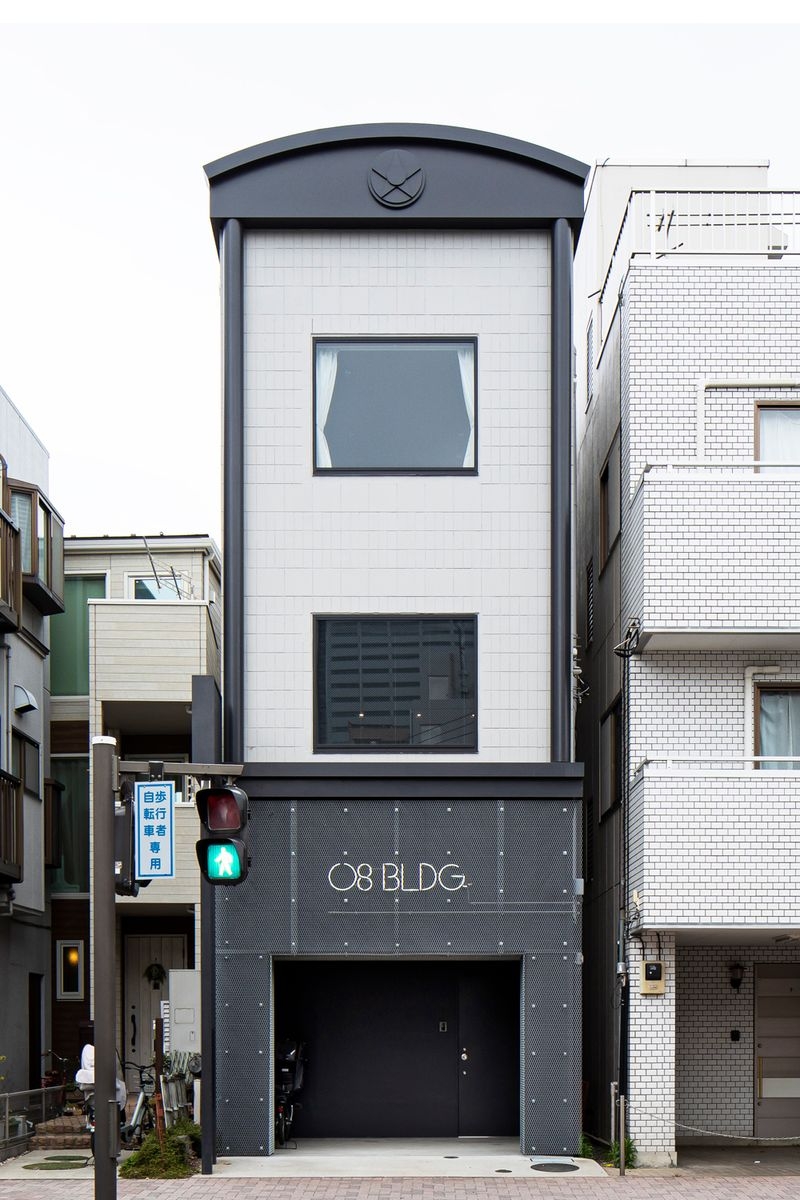 08 BLDG.