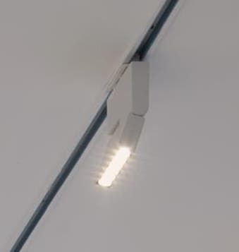 SPOTLIGHTS AND FLOODLIGHTS