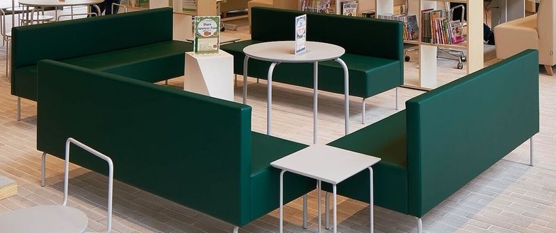 特注ソファ　クッション：ハードウレタン 脚：St19.1