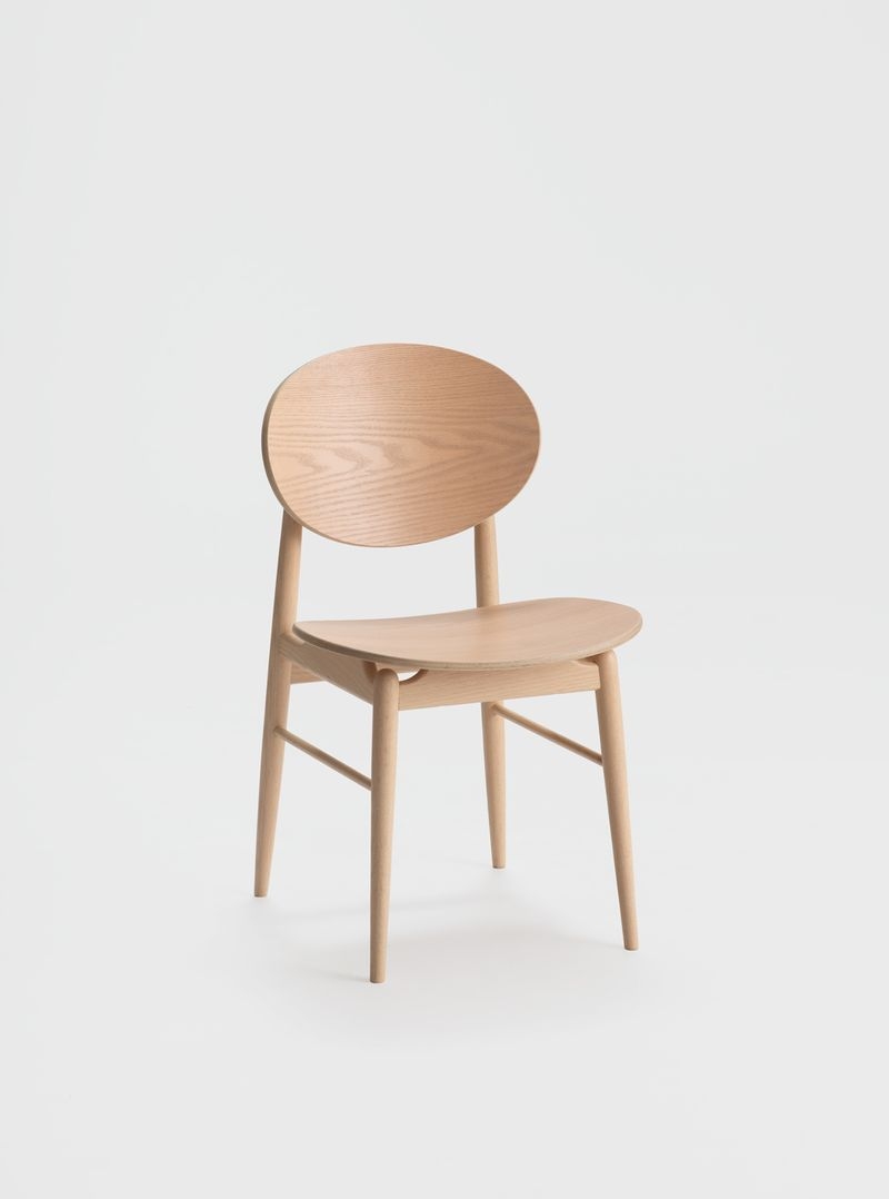 Outline Chair