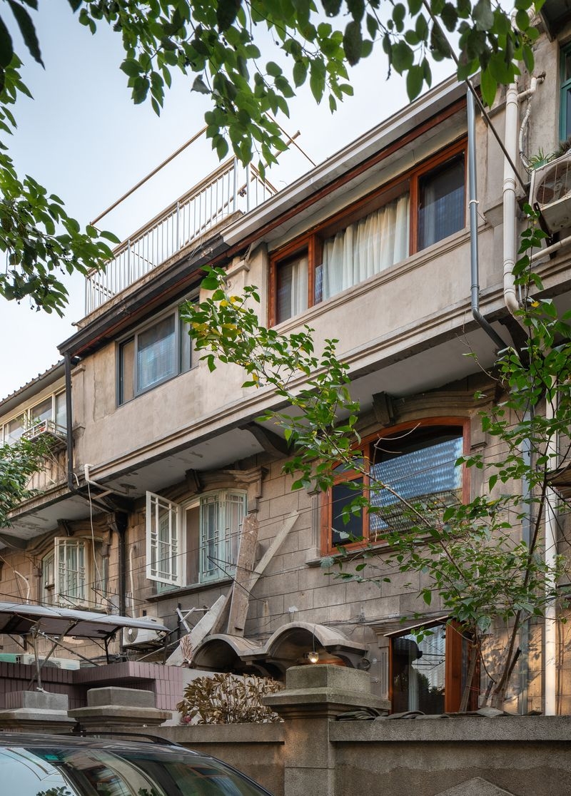 TOS HOUSE