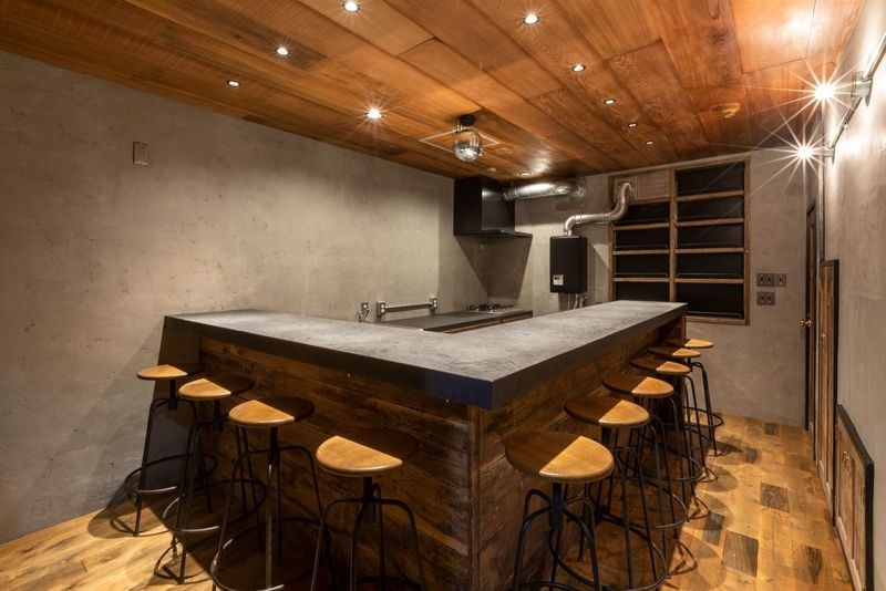 BAR K