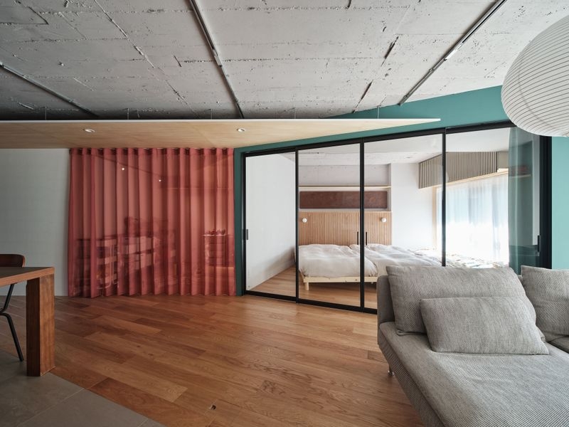 Material Waltz
- an apartment renovation : Dance of Materials