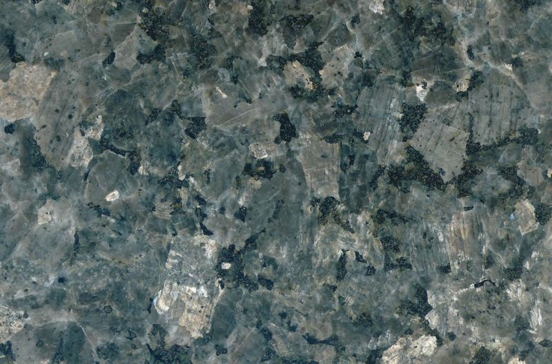 シルバーパール/御影石（花崗岩） - 本磨き