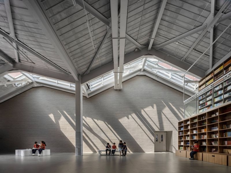 Beijing Zhengze School, Ping'anli Campus