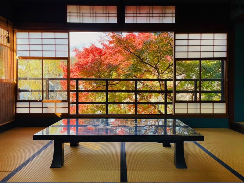 旅籠 八（WAKATSU）