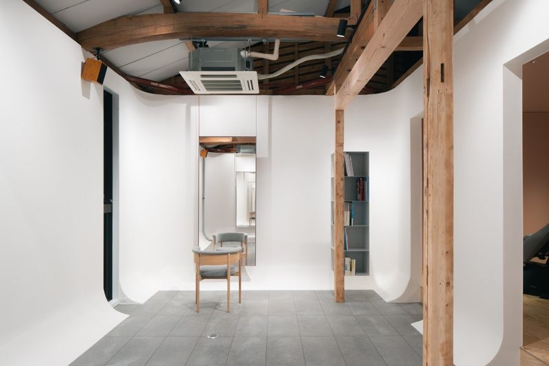 Modern 2nd Floor