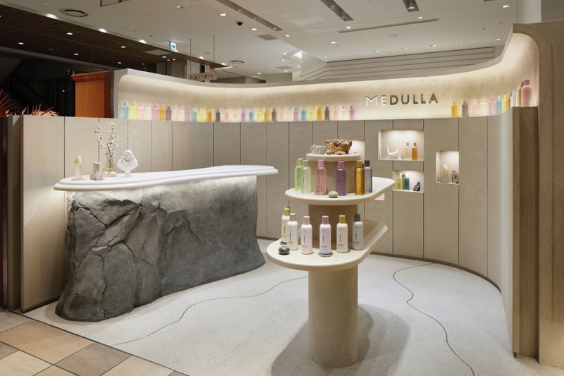 MEDULLA LUCUA osaka