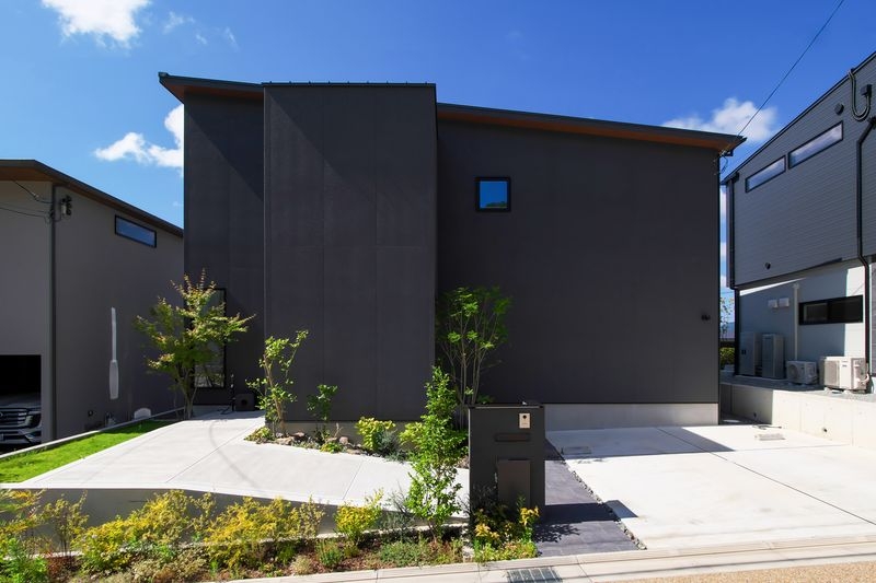 軒天12 木目調 無孔板 - ティンバーブラウン | TECTURE（テクチャー）