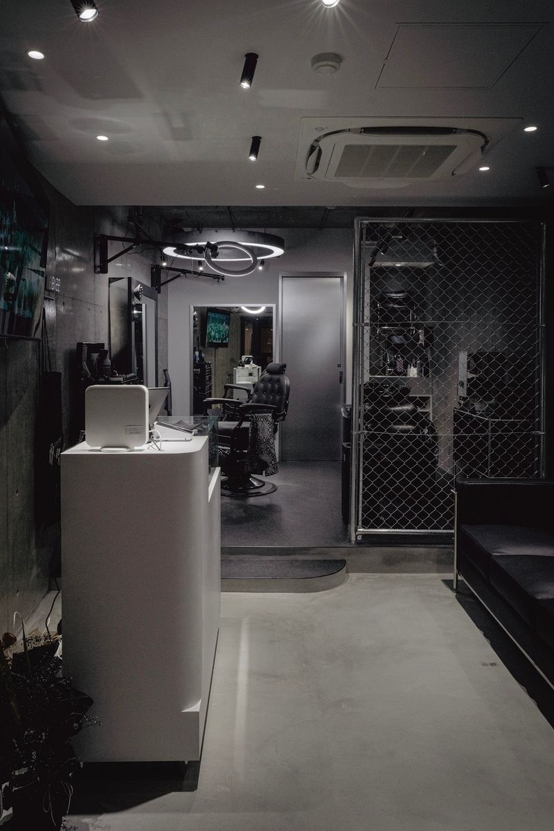L.W STUDIO.(予約制理容室)