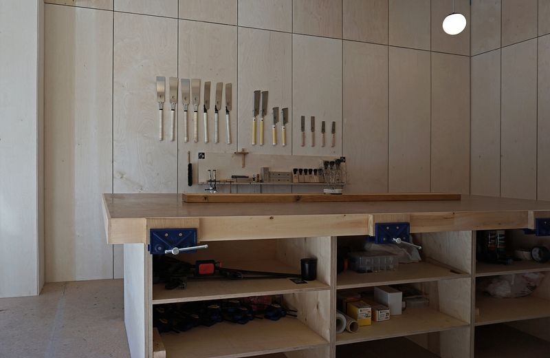 Kao Furniture - workshop studio