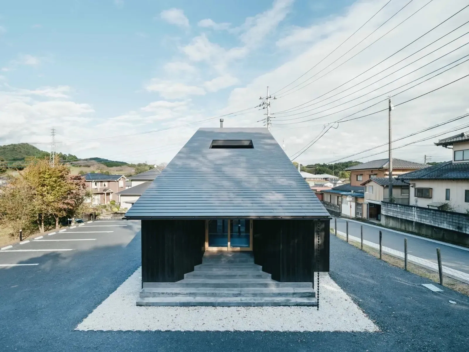 美しく整った屋根建材のイメージ