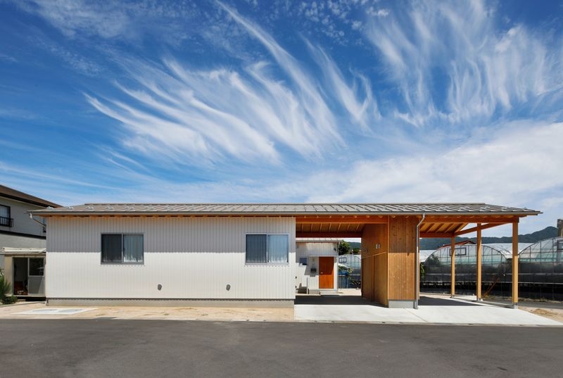Vineyard House