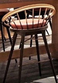 特注スポークスハイチェア