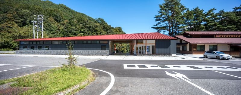 木曽町 御嶽山ビジターセンター さとテラス三岳