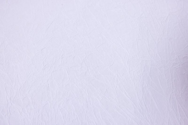 Momi Standard white