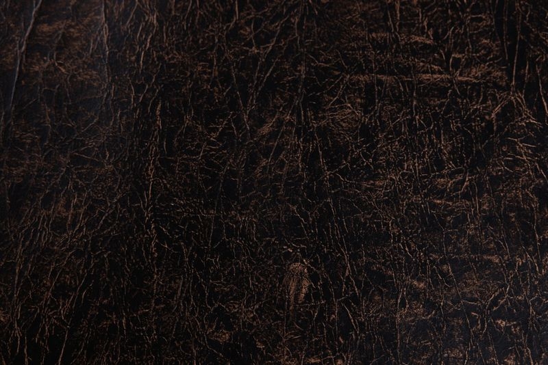MOMI black depth