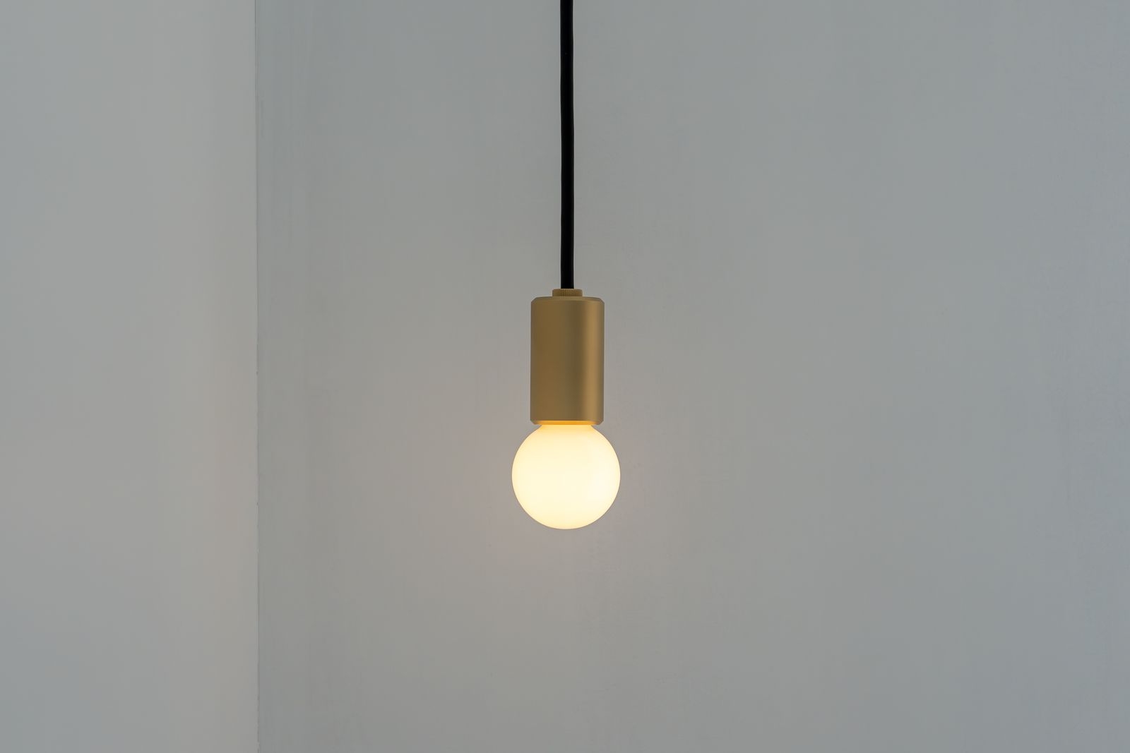 Joen.17 [brass/saten]