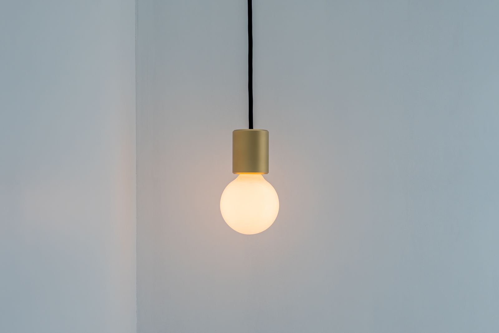 Joen.26 [brass/saten]