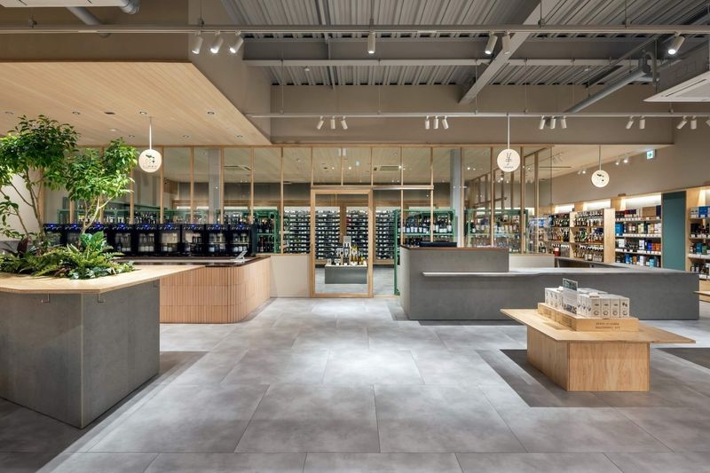  COCOS WINE&WHISKEY