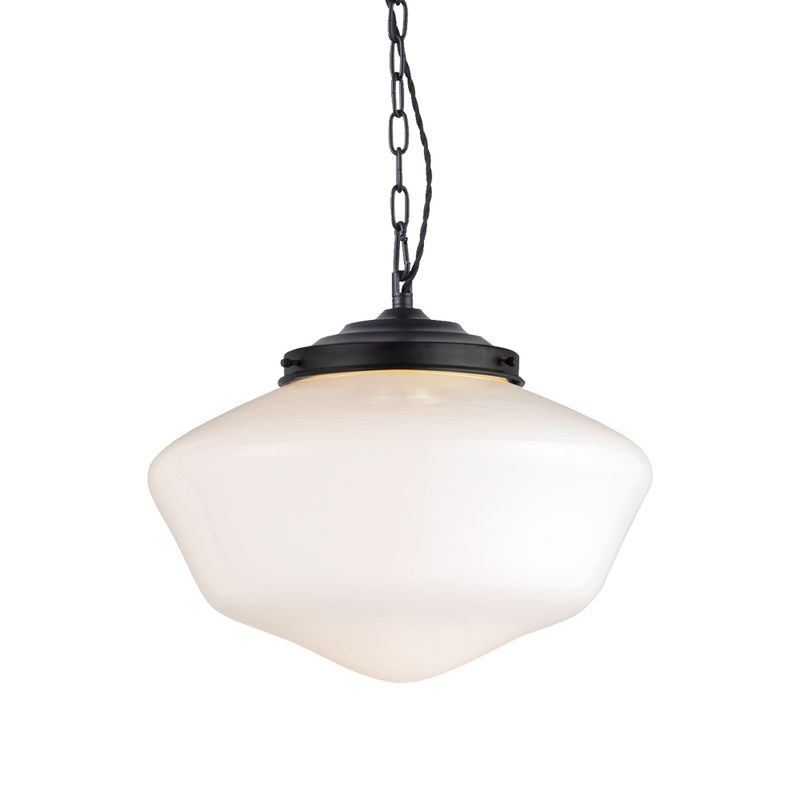 East college-pendant L