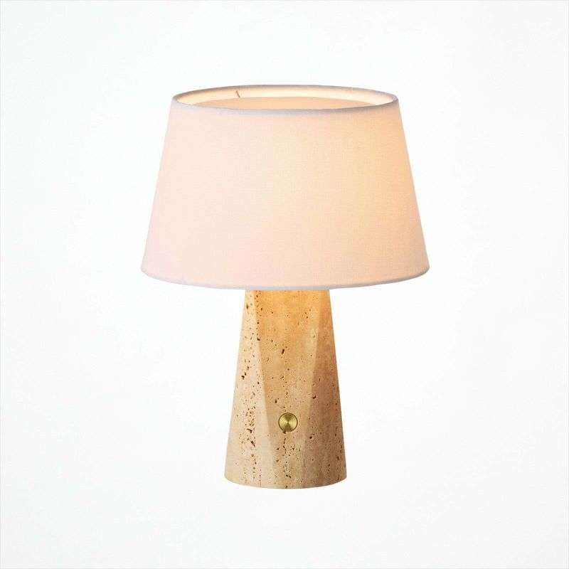 Echo-table lamp