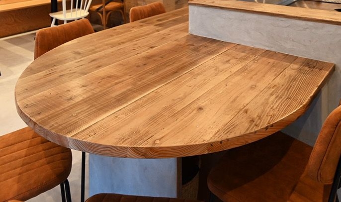 造作カウンターテーブル 足場板