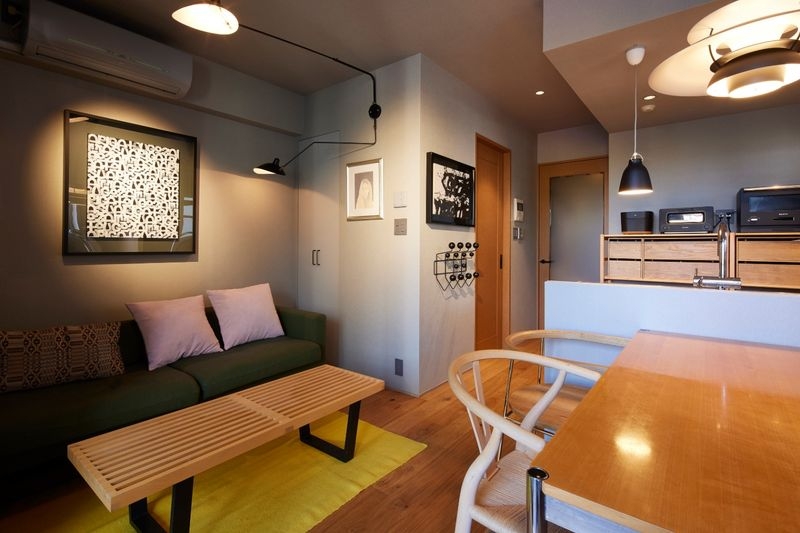 M HOUSE