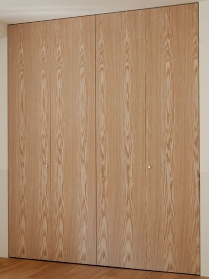 造作収納扉 タモ突板合板 クリア仕上げ