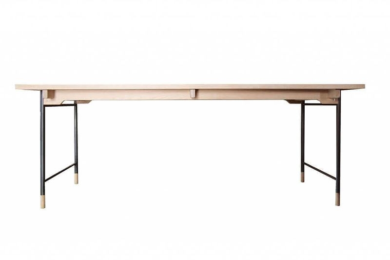 Dining table Model.40