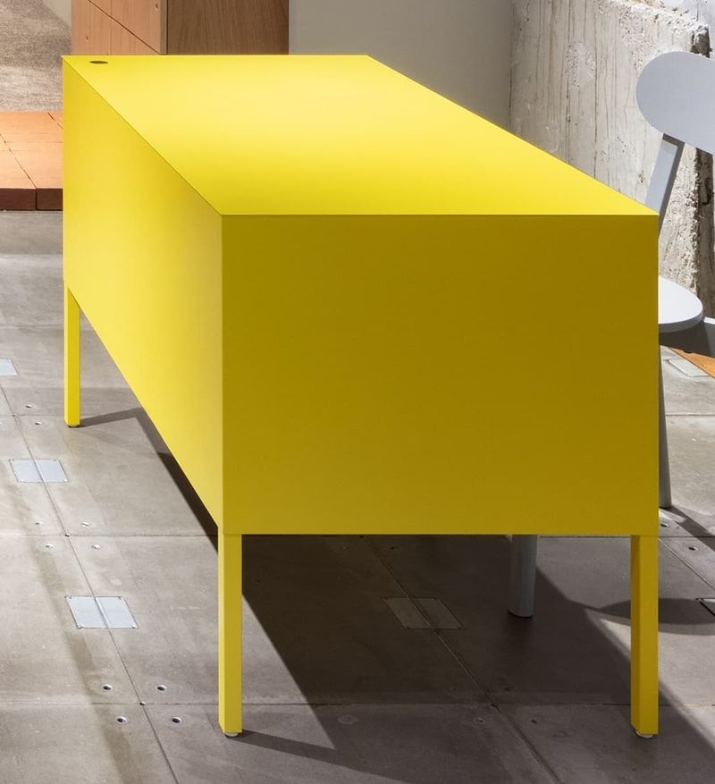 特注テーブル 焼き付け塗装仕上げ