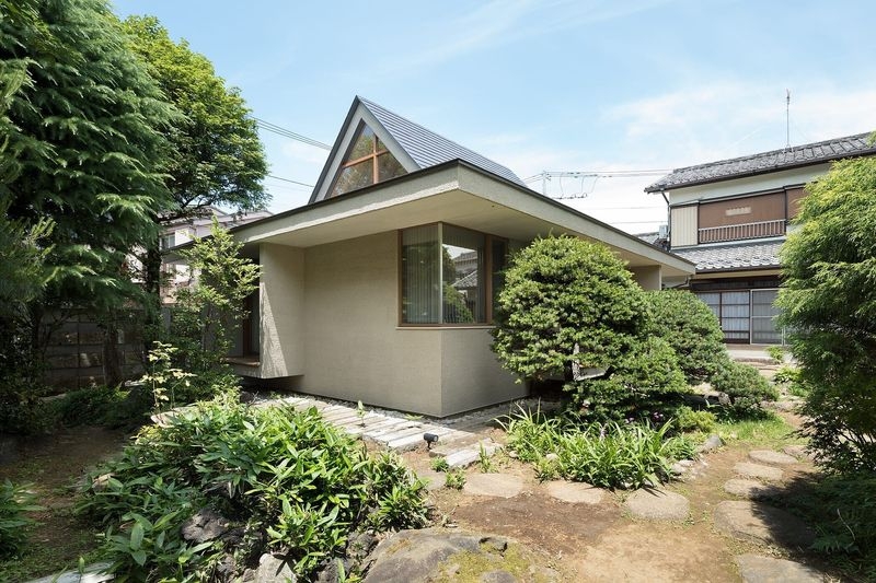 入母屋の離れ