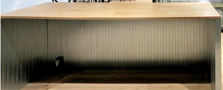 造作カウンターテーブル オーク集成材 クリア塗装+LGS