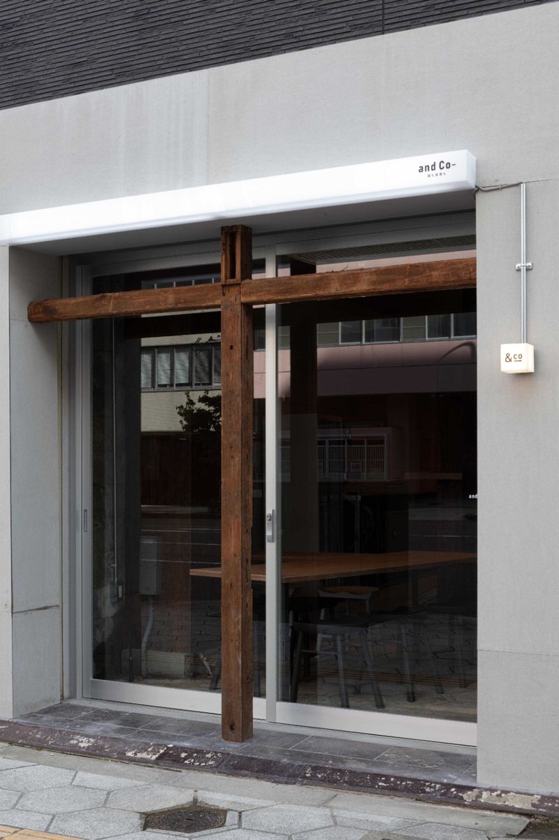 andCo-