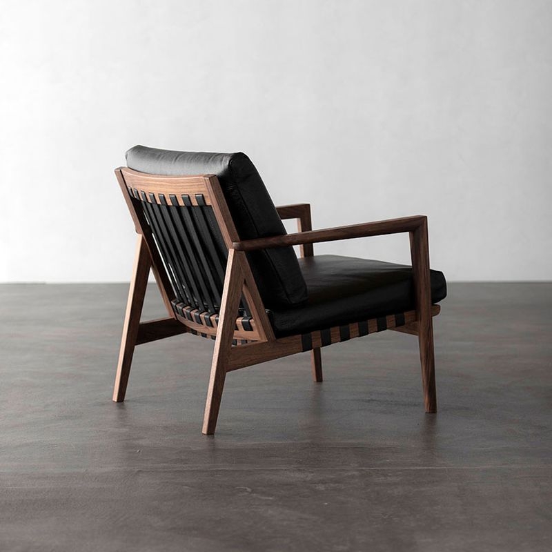 BLAVA easy chair