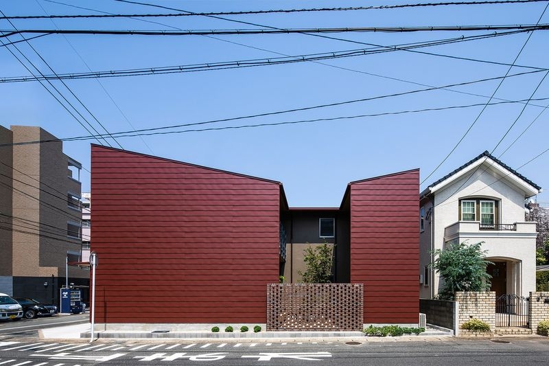 IHT 中庭のある住宅