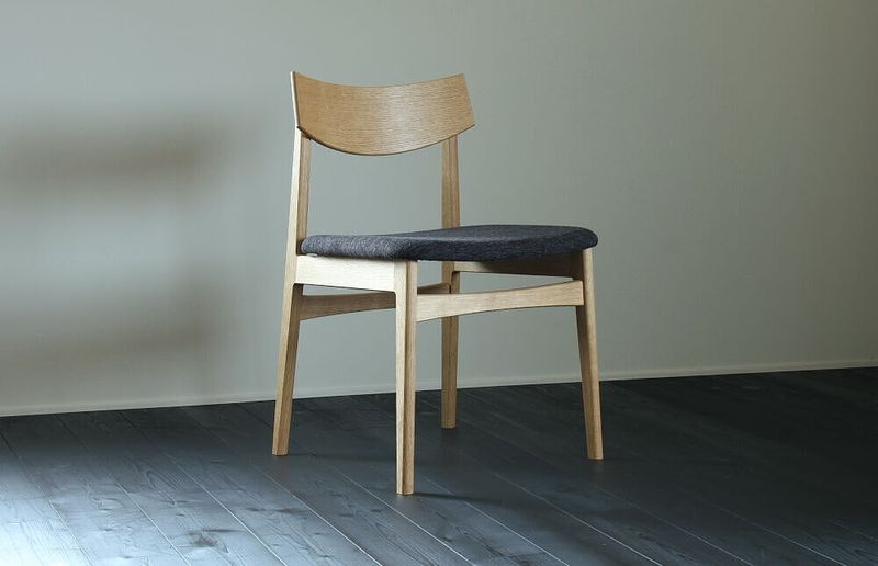 Chair 02